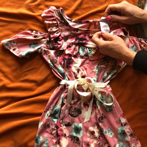 Dress - Picture 2 of 2